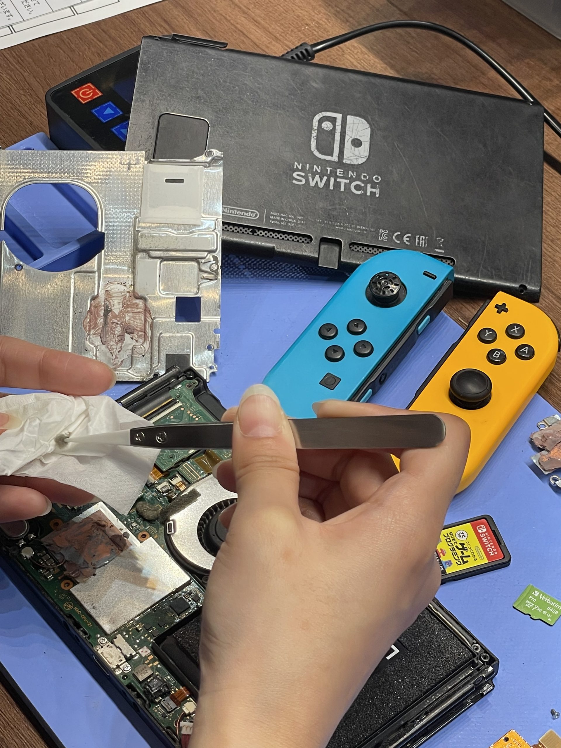 赤池店】任天堂Switchの高温スリープによるメンテナンス【豊田市よりお越し頂きました】 | iPhone修理 スマートクール  プライムツリー赤池店・ららぽーと愛知東郷店