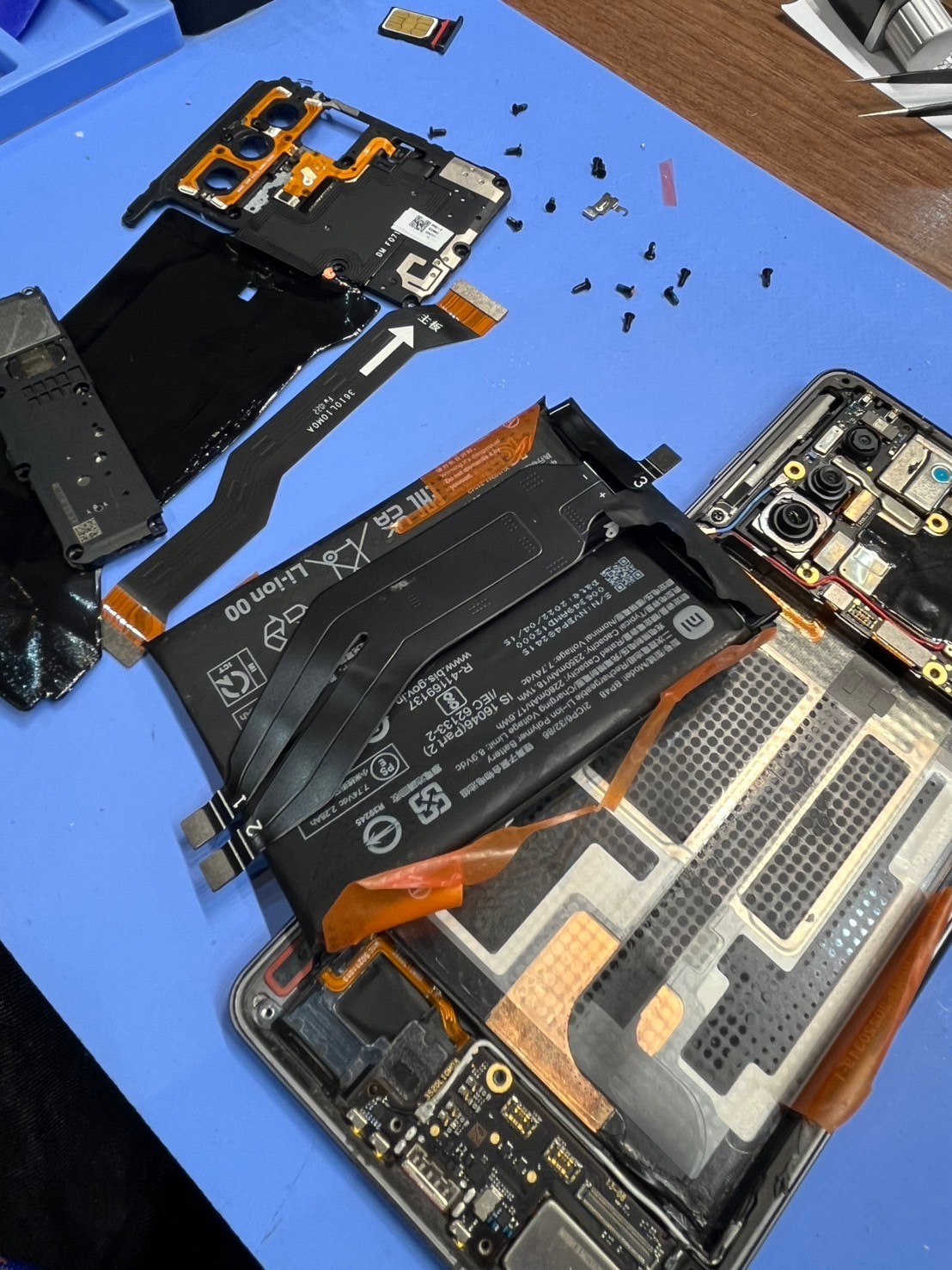 赤池店】POCO F4 GTのバッテリー交換【日進市赤池町からご来店